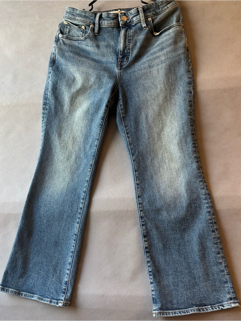 Madewell Curvy Kick Out Crop Flare Jeans Women’s Size 29 Med Wash Stretch Denim